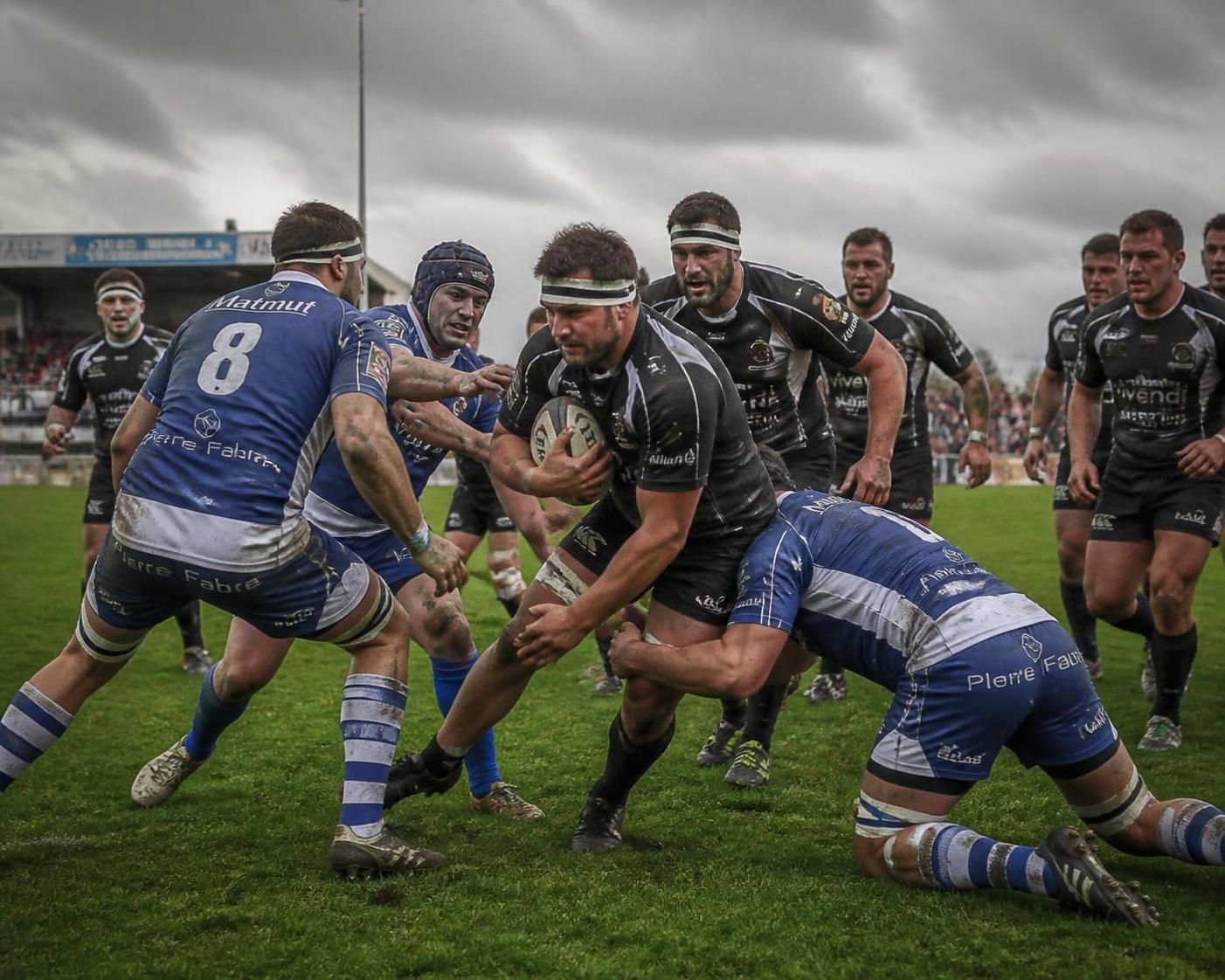 découvrez les résultats de la rugby fédérale 1 avec notre analyse détaillée et le résumé des derniers matchs pour ne rien manquer de la saison.